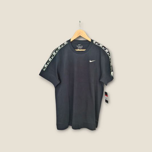 Nike T Shirt