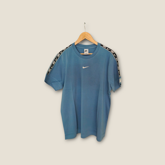 Nike T Shirt