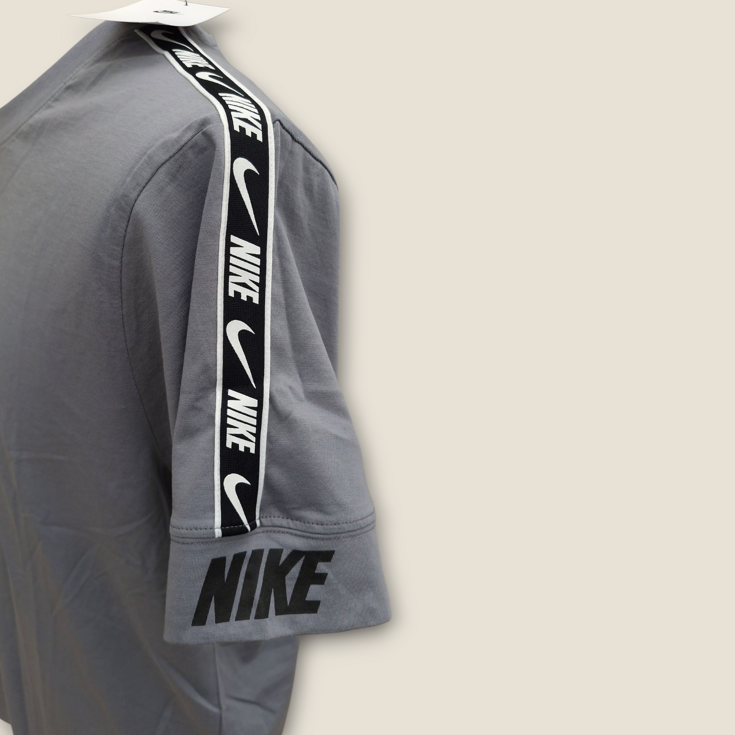 Nike T-Shirt - Grey